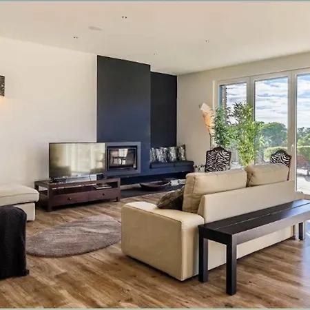 Seasintra - Your Exclusive Retreat With Unrivalled Privacy And Oceanic Vistas 빌라 콜라레스